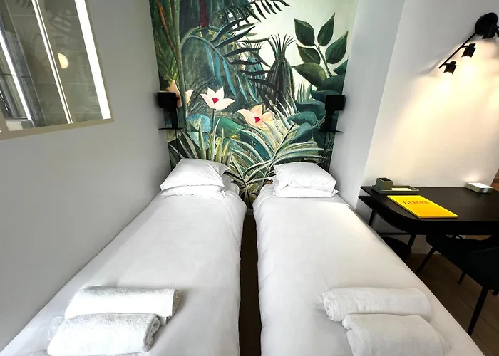 Apollinaire Luxury Loft - Ac - Ideal Location - Peaceful Paris